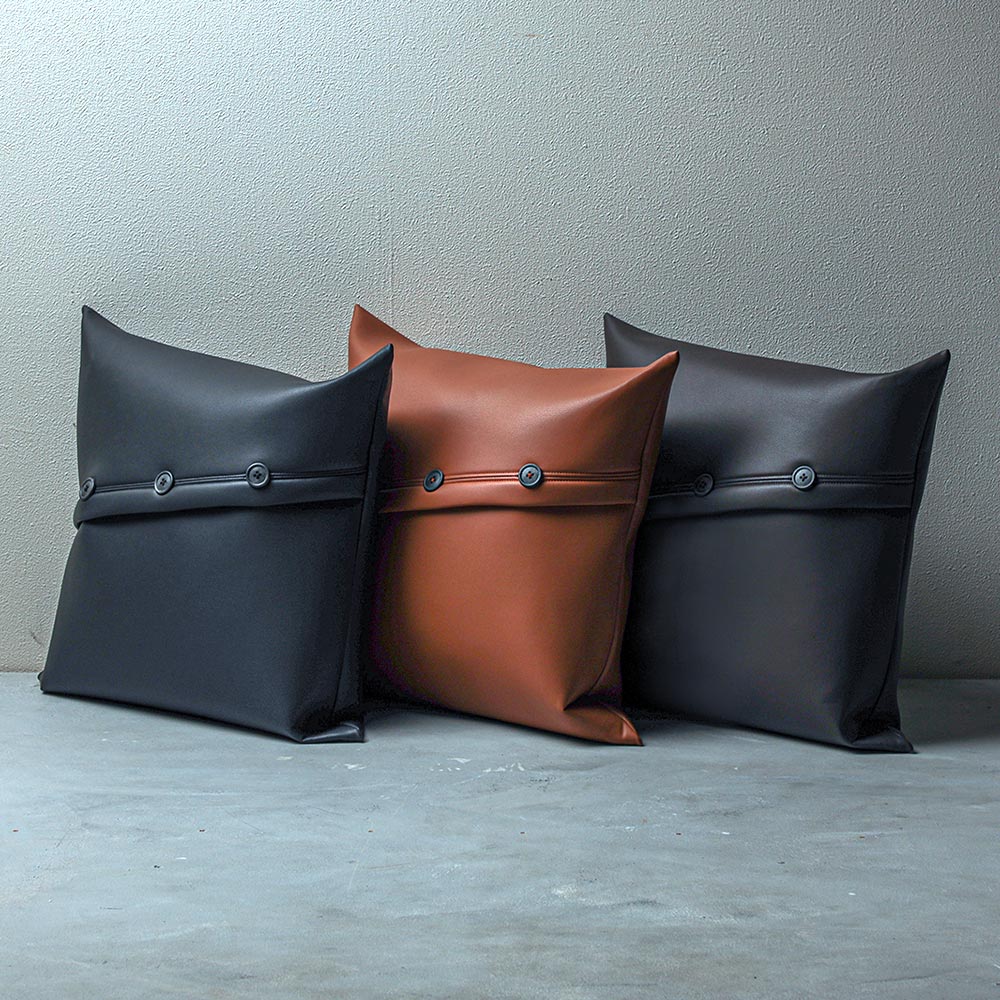 Cushion / Leatherlike - Black
