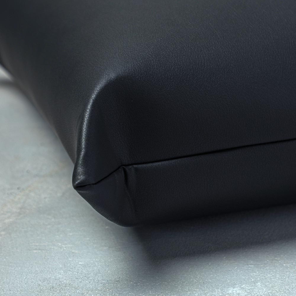Cushion / Leatherlike - Black