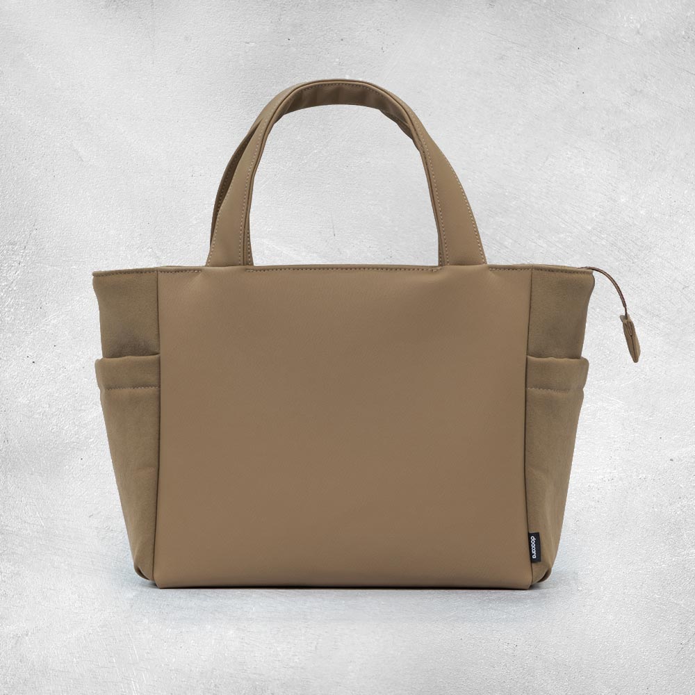 【NEW】Daily Tote / Camel
