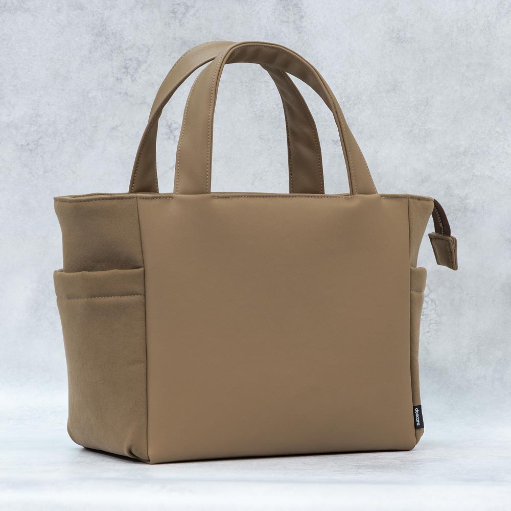 【NEW】Daily Tote / Camel